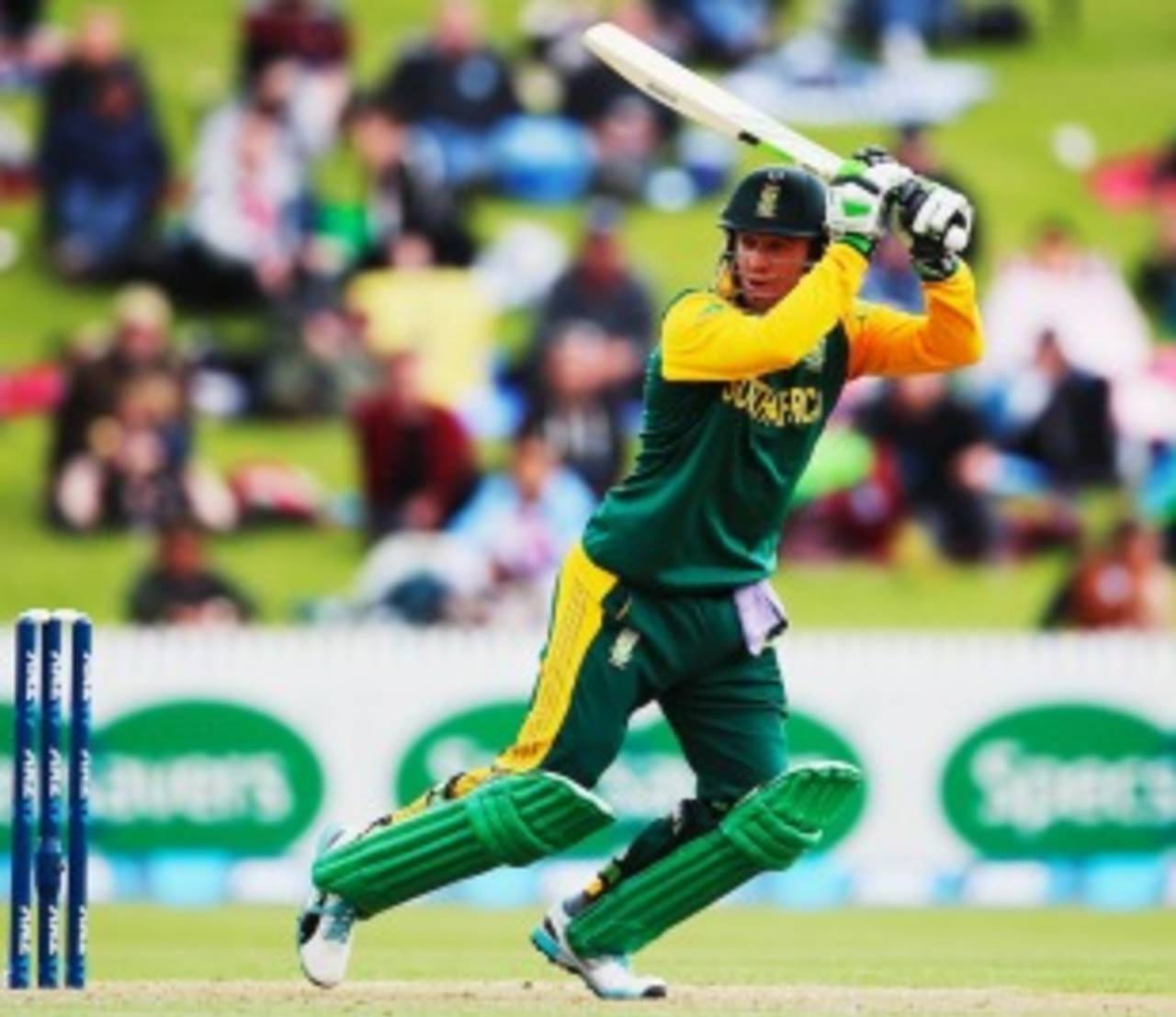 AB de Villiers cuts behind point, New Zealand v South Africa, 3rd ODI, Hamilton, October 27, 2014
