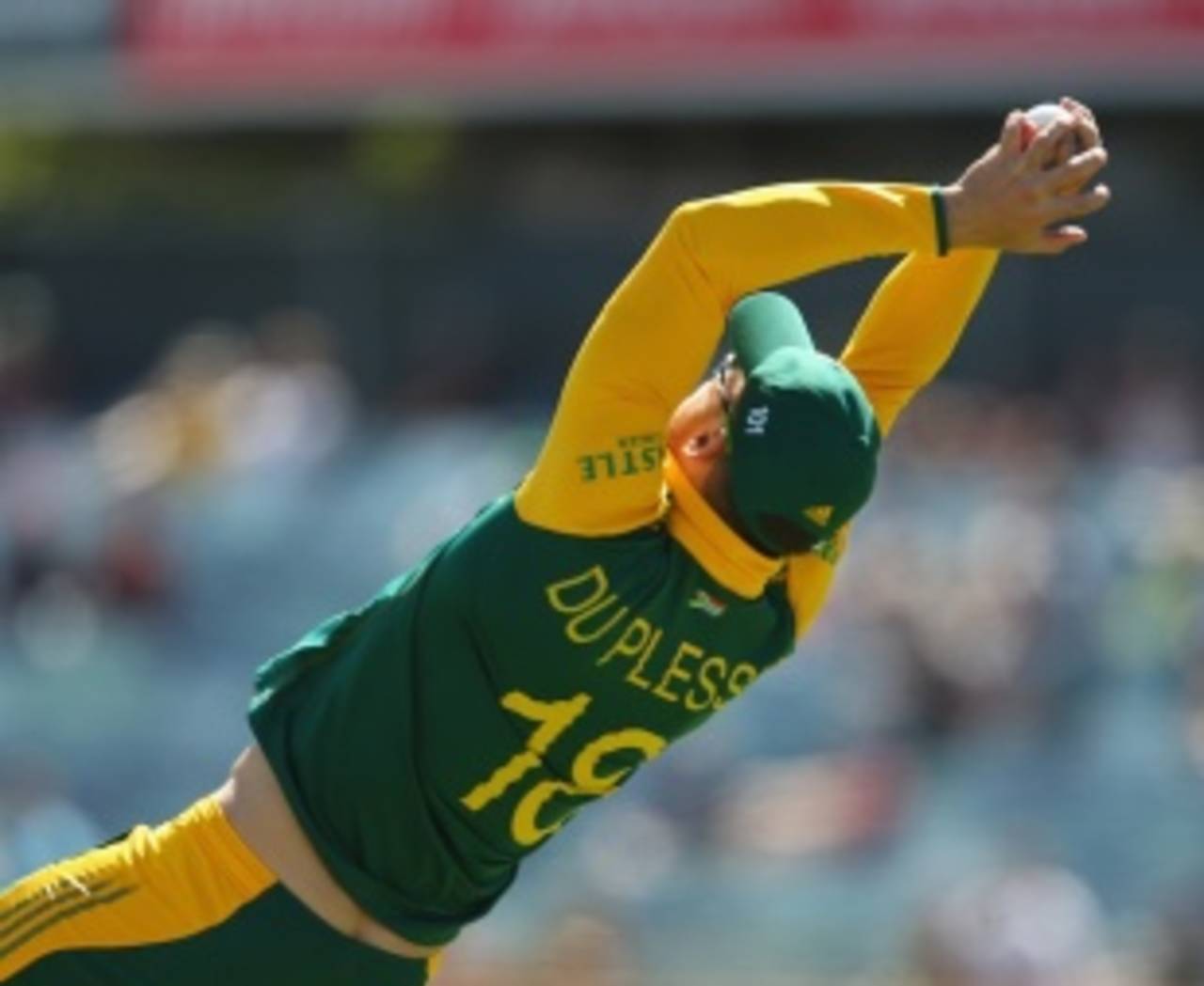 Faf du Plessis took a tumbling catch to dismiss George Bailey, Australia v South Africa, 1st ODI, Perth, November 14, 2014