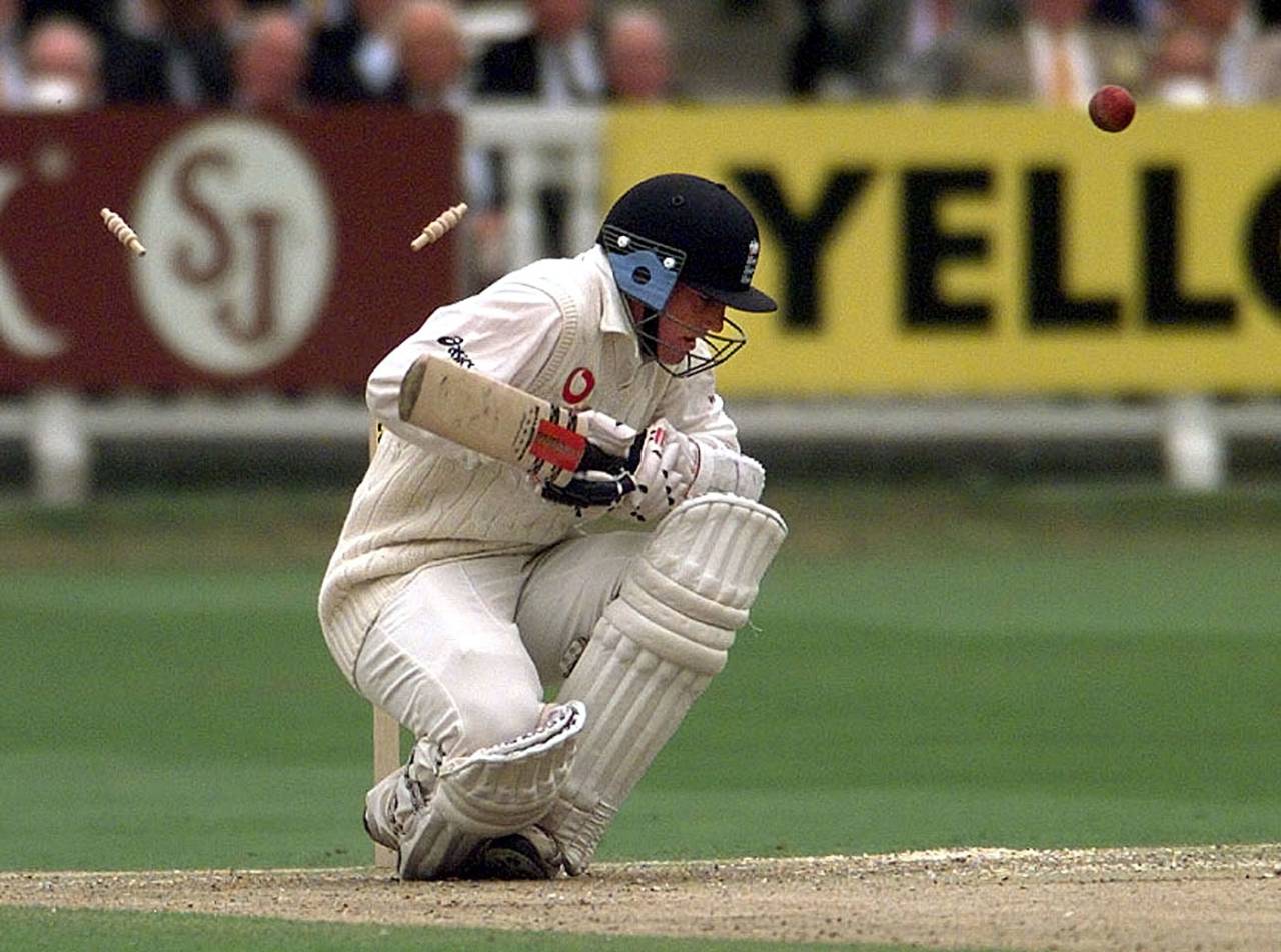 Chris Read wonders what happened after a slower ball from Chris Cairns went between his legs, England v New Zealand, 2nd Test, Lord's, 1st day, July 22, 1999