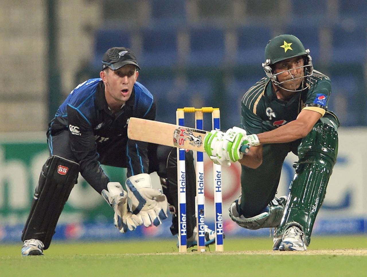 Younis Khan, 37 years, became the oldest Pakistan batsman to score an ODI hundred&nbsp;&nbsp;&bull;&nbsp;&nbsp;AFP