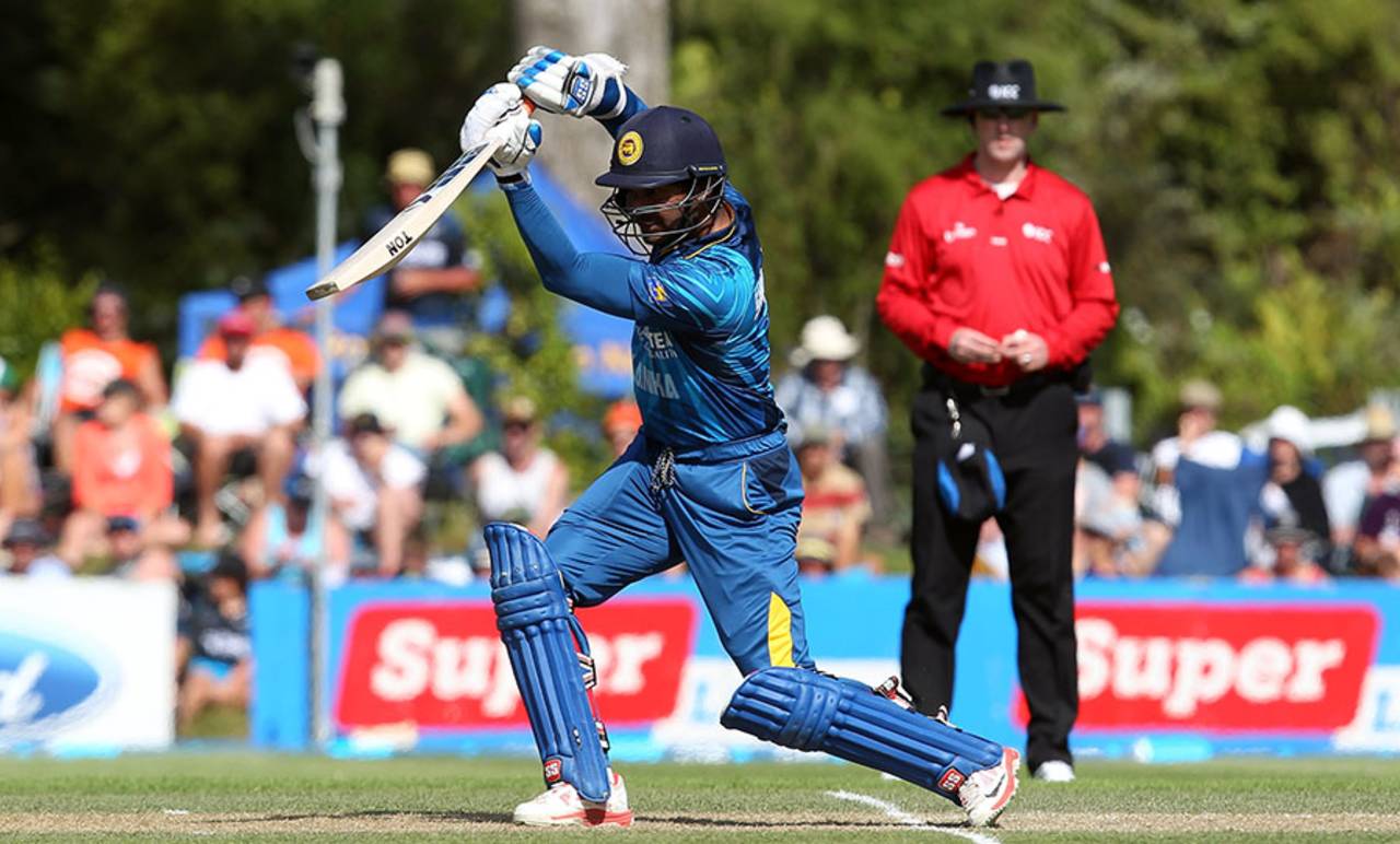 Kumar Sangakkara unfurls his trademark cover drive, New Zealand v Sri Lanka, 6th ODI, Dunedin, January 25, 2015