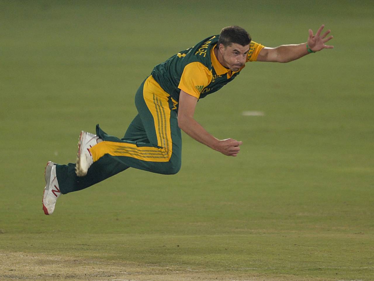 Marchant de Lange flies through the crease, South Africa v West Indies, 5th ODI, Centurion, January 28, 2015