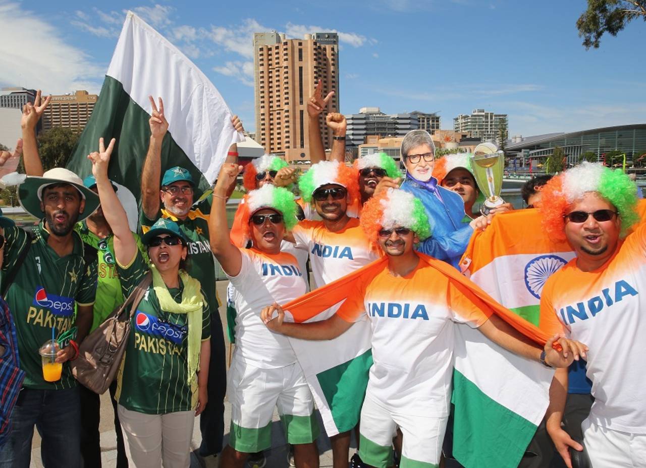 Fans line up outside the Adelaide Oval, Group B, India v Pakistan, World Cup 2015, Adelaide, February 15, 2015
