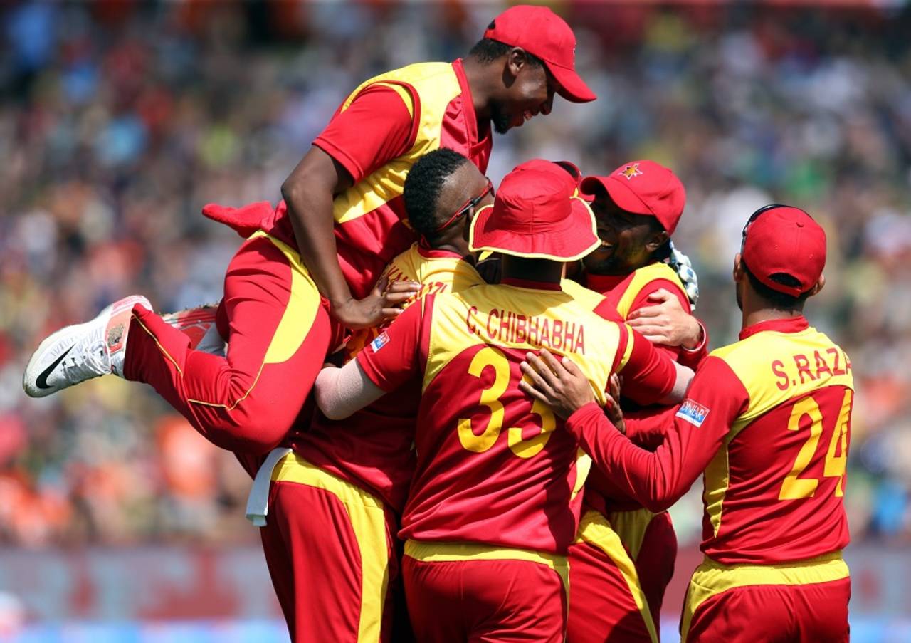 Having opted to bowl, the Zimbabwe bowlers made early inroads, reducing SA to 83 for 4&nbsp;&nbsp;&bull;&nbsp;&nbsp;AFP