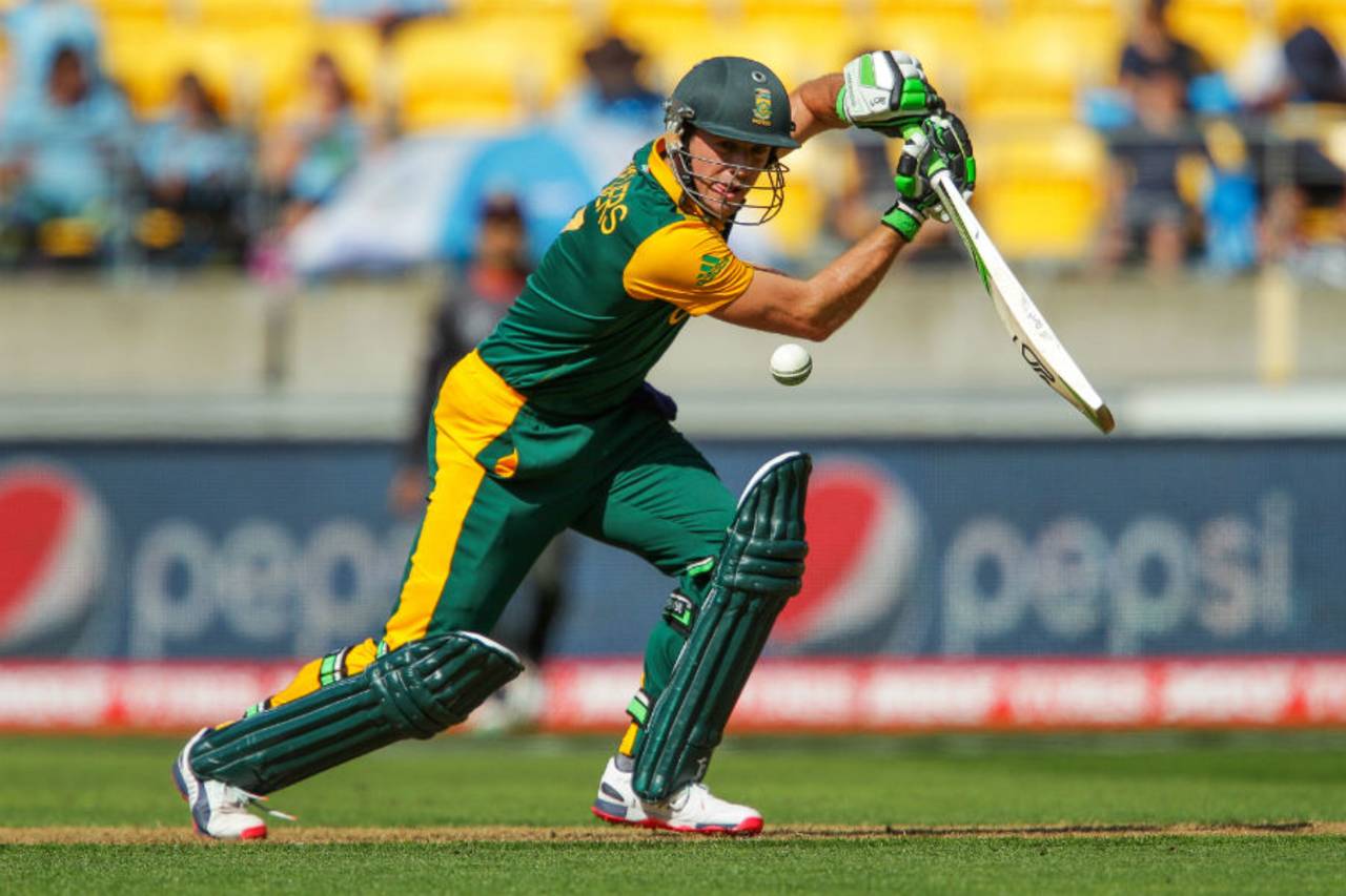 AB de Villiers plays a square drive, South Africa v United Arab Emirates, World Cup 2015, Group B, Wellington, March 12, 2015