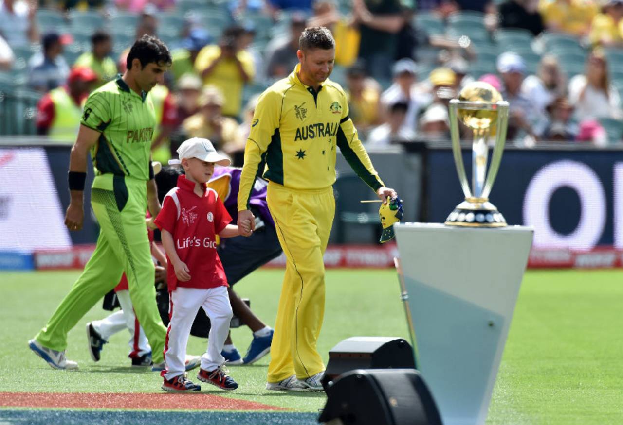 Misbah-ul-Haq and Michael Clarke walk out onto the field, Australia v Pakistan, World Cup 2015, 3rd quarter-final, Adelaide, March 20, 2015