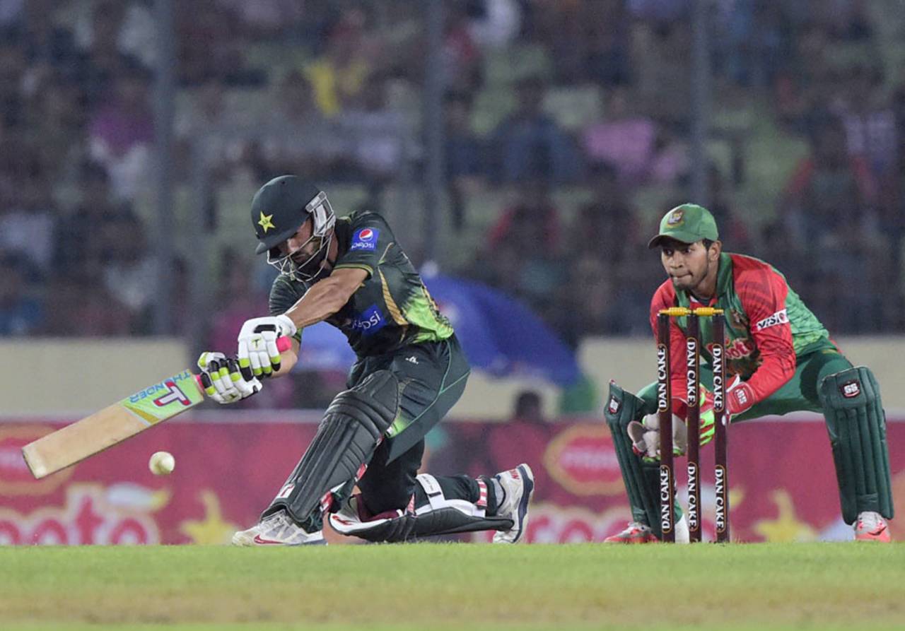 Mohammad Rizwan became the ninth Pakistani to score a half-century on debut, Bangladesh v Pakistan, 1st ODI, Mirpur, April 17, 2015