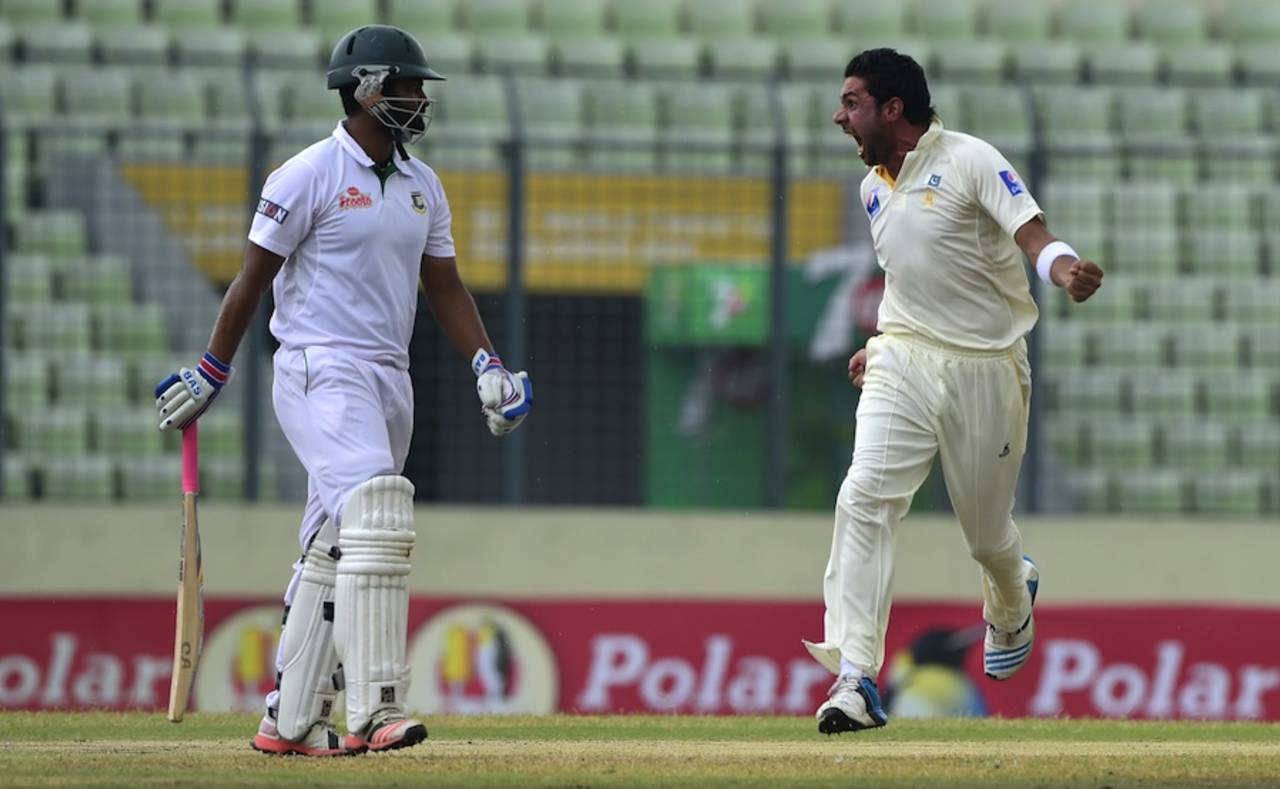 Bangladesh, who came into the fourth day 487 runs behind, needed a bigger fightback from Tamim Iqbal than he had made in Khulna. However, he fell in Imran Khan's first over of the day&nbsp;&nbsp;&bull;&nbsp;&nbsp;AFP