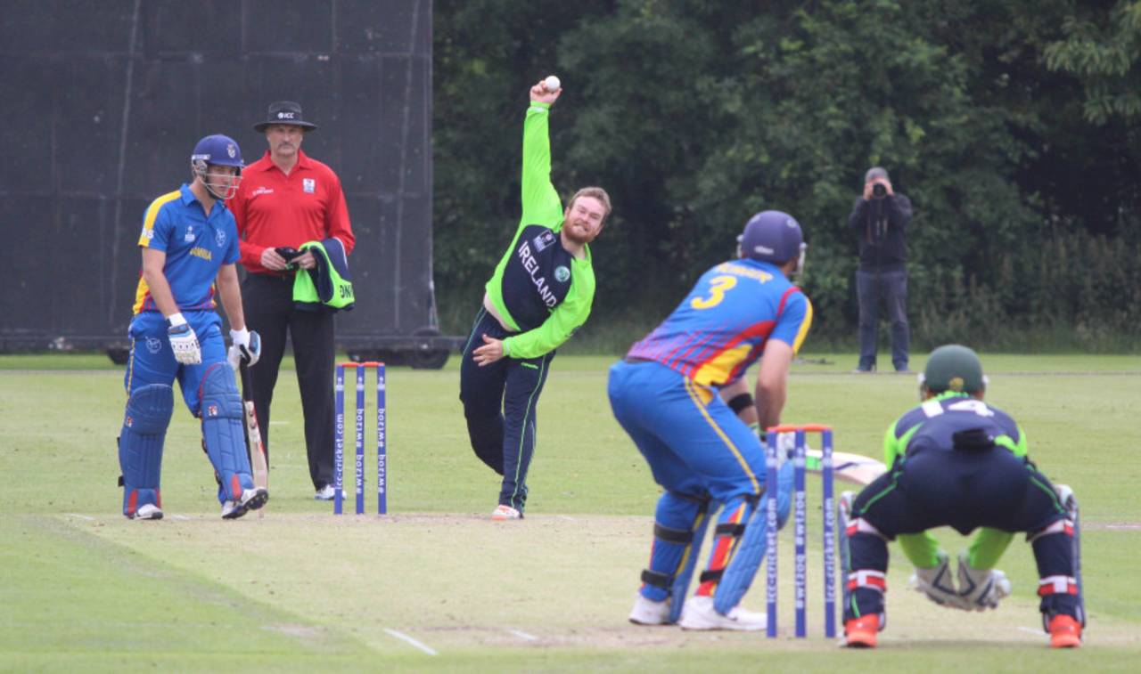 Paul Stirling has scored 146 runs and taken four wickets in the World T20 Qualifier&nbsp;&nbsp;&bull;&nbsp;&nbsp;Peter Della Penna