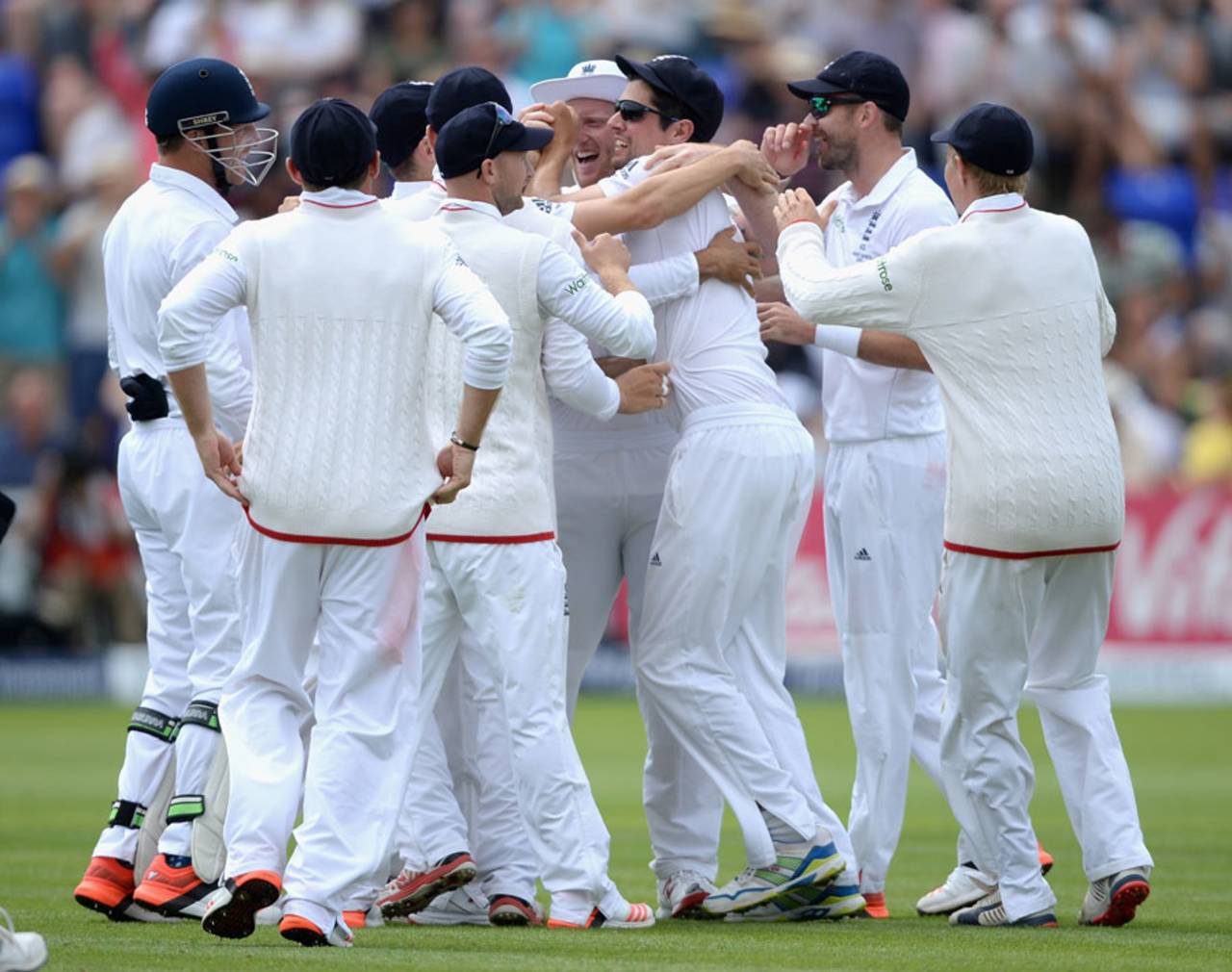 Brad Haddin joined Australia's post-lunch exodus, England v Australia, 1st Investec Ashes Test, Cardiff, 4th day, July 11, 2015