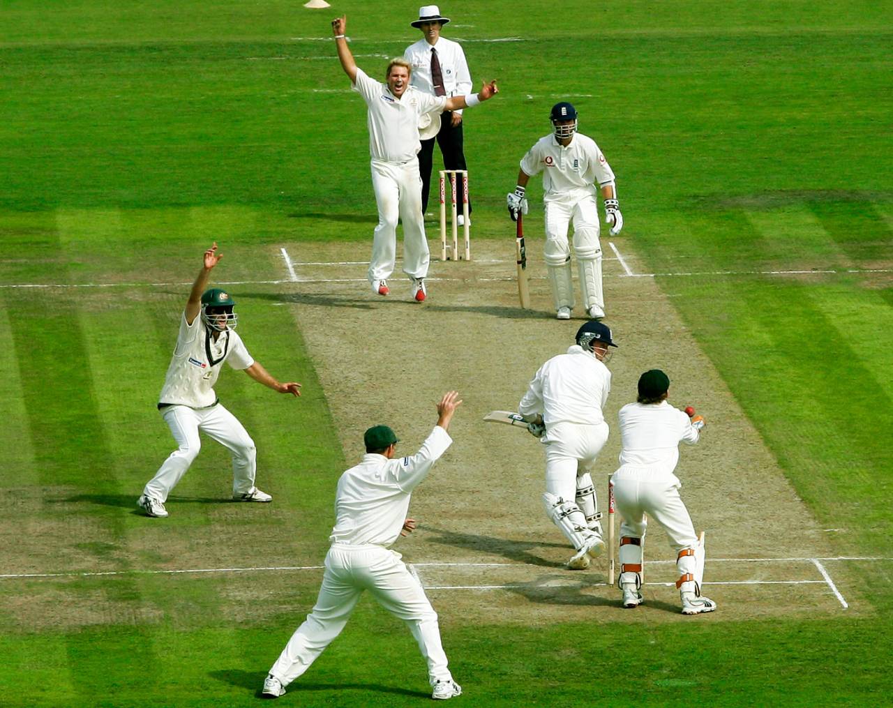 Marcus Trescothick is Shane Warne's 600th Test victim, England v Australia, Old Trafford, August 11, 2005