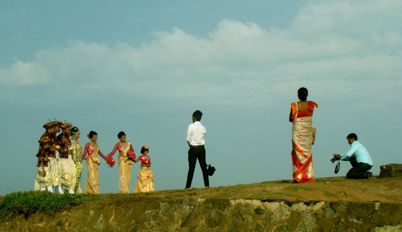 A wedding procession in Galle, August 2015