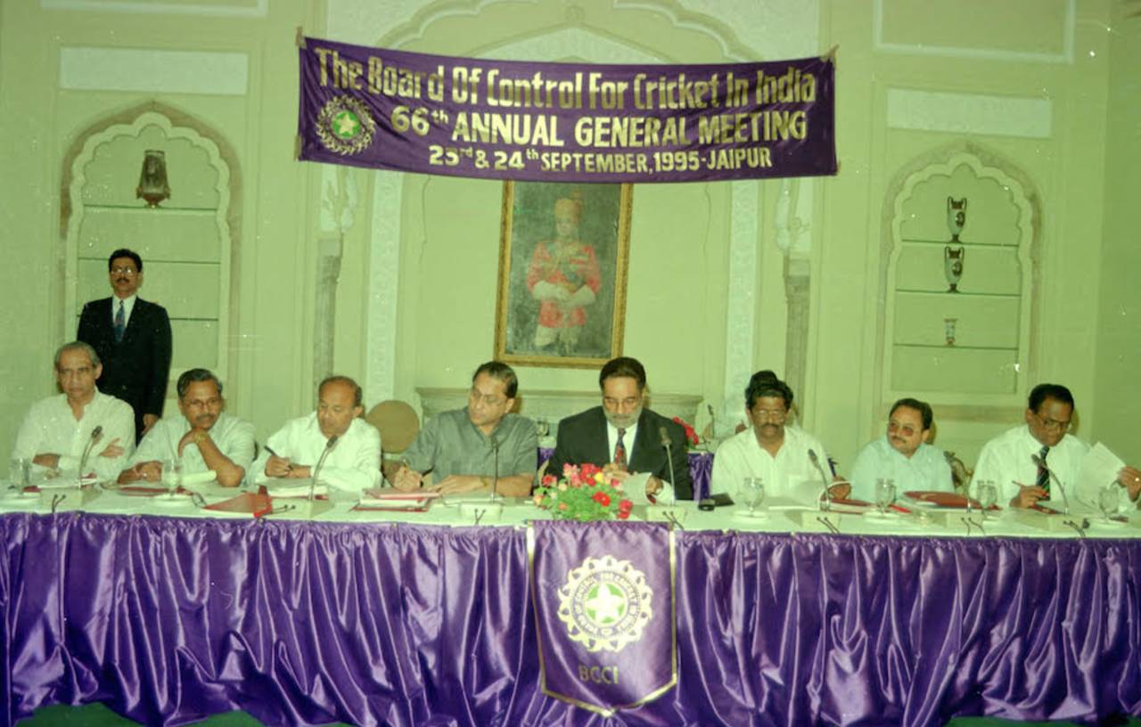 Jagmohan Dalmiya and IS Bindra (fourth and fifth from left) at a BCCI meeting in 1995&nbsp;&nbsp;&bull;&nbsp;&nbsp;IS Bindra
