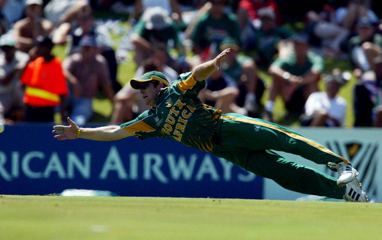 Jonty Rhodes was a terrific fielder, but there is no existing method for quantifying how terrific&nbsp;&nbsp;&bull;&nbsp;&nbsp;Duif du Toit/Getty Images