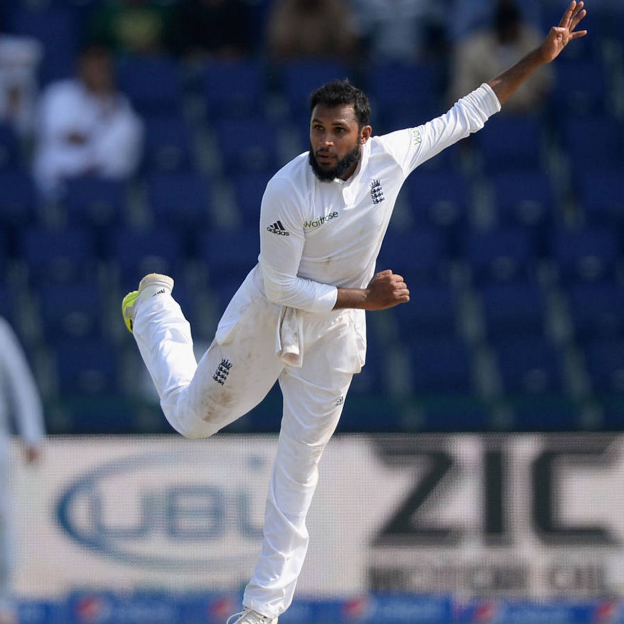 Adil Rashid became the first England legspinner to take five wickets since 1959, Pakistan v England, 1st Test, Abu Dhabi, 5th day, October 17, 2015