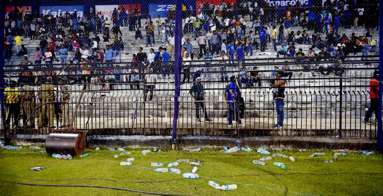 Play is held up as bottles rain on to the ground from the stands, India v South Africa, 2nd T20I, Cuttack, October 5, 2015