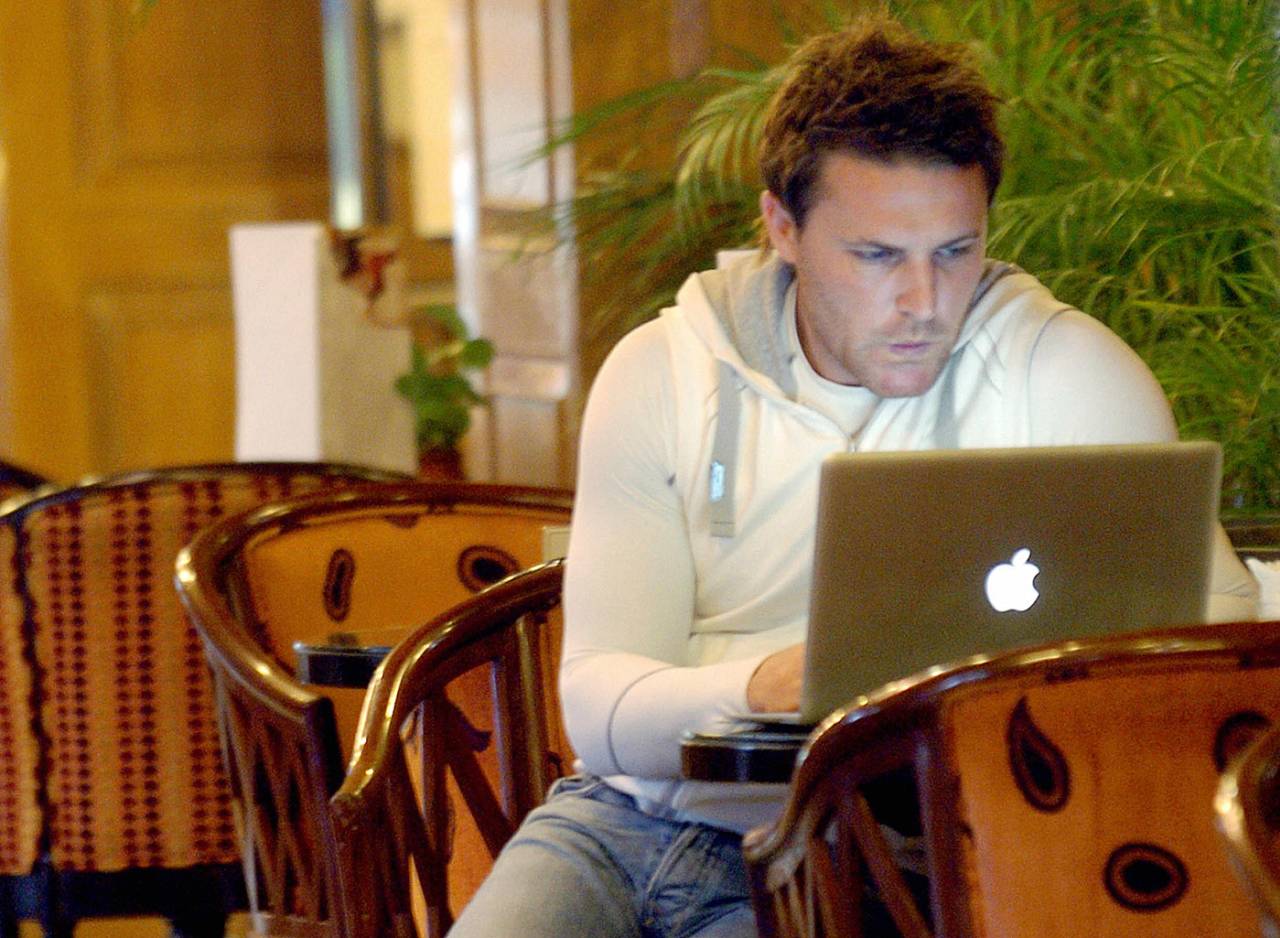 Brendon McCullum is busy on his laptop, Dhaka, October 26, 2008