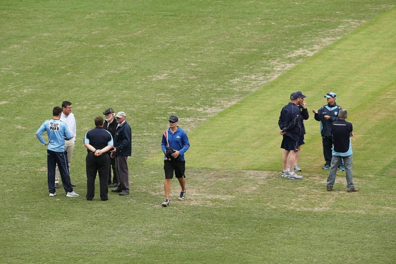 The Sheffield Shield game between New South Wales and Victoria had to be called off due to an 'unsafe outfield'&nbsp;&nbsp;&bull;&nbsp;&nbsp;Getty Images
