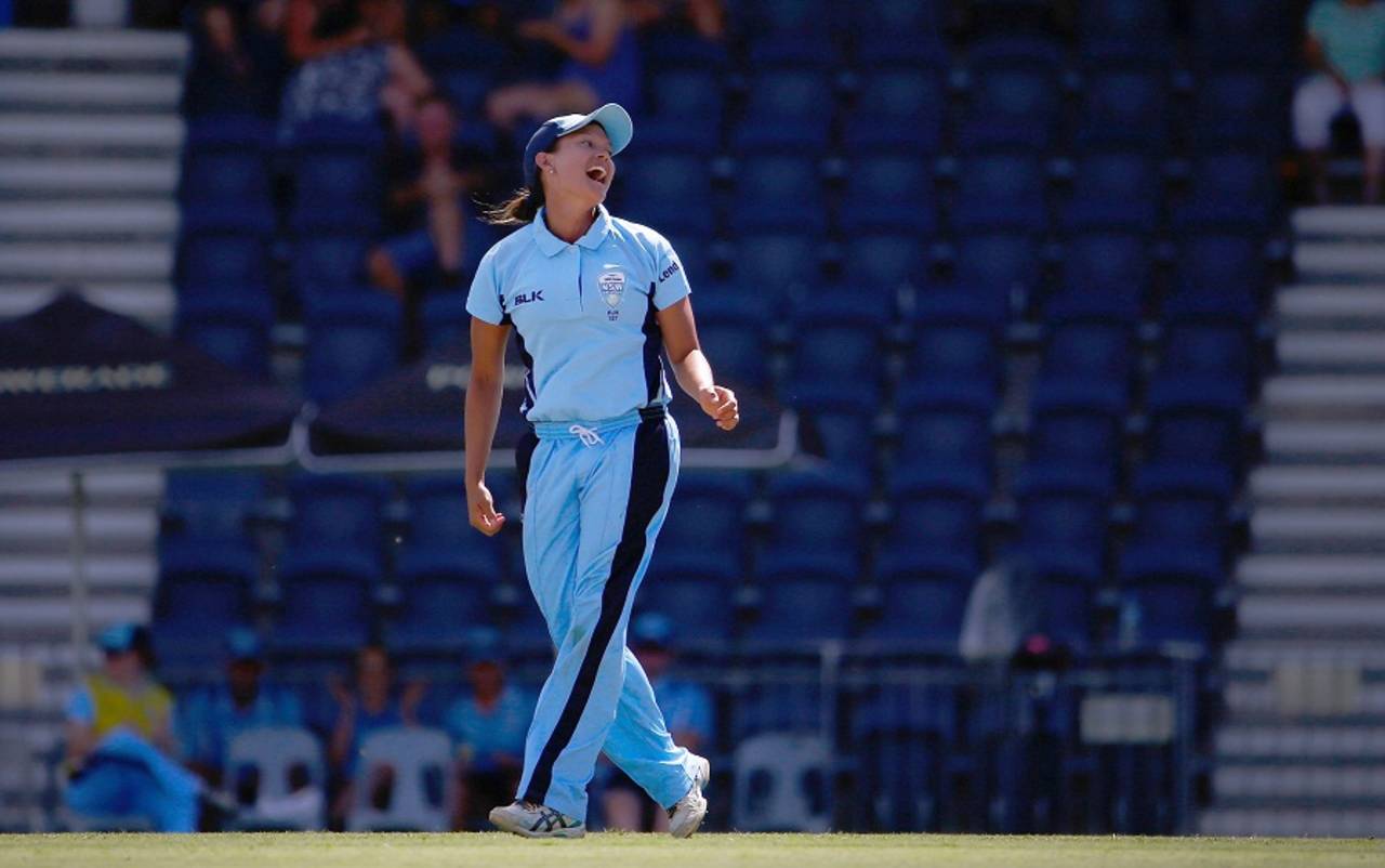 Angela Reakes on the field, New South Wales v South Australia, WNCL final, Sydney, January 25, 2015