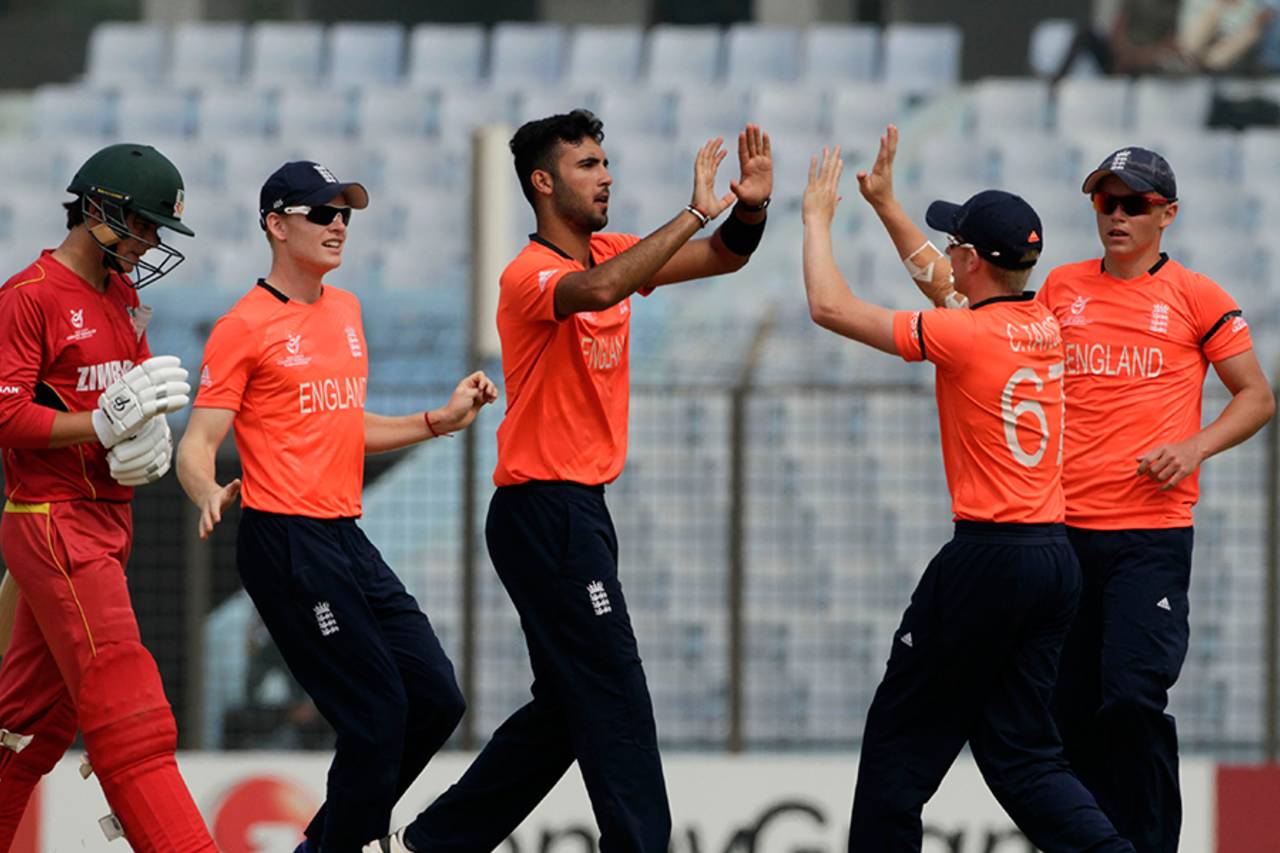 Pacer Saqib Mahmood ran through the Zimbabwe Under-19s side with 4 for 39, England v Zimbabwe, Under-19 World Cup 2016, Chittagong, January 31, 2016