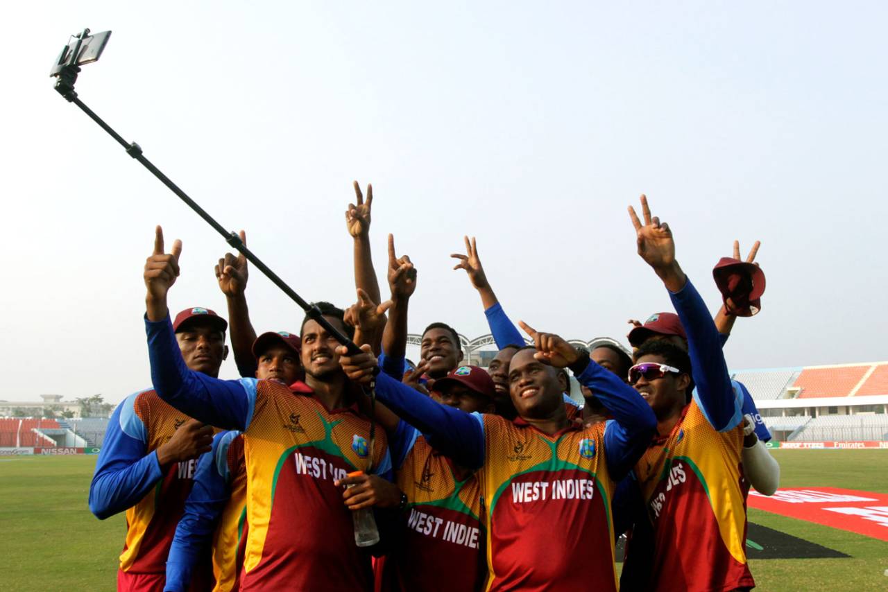 West Indies take a group photo after the win over Zimbabwe, West Indies v Zimbabwe, Under-19 World Cup, Chittagong, February 2, 2016