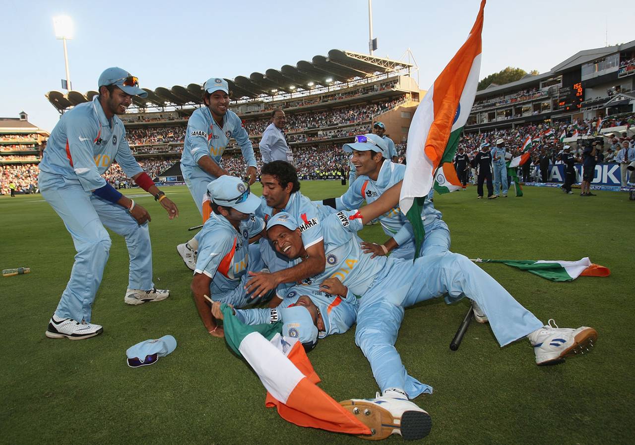 The Indian team celebrate their win in the World T20 final, India v Pakistan, Johannesburg, September 24, 2007