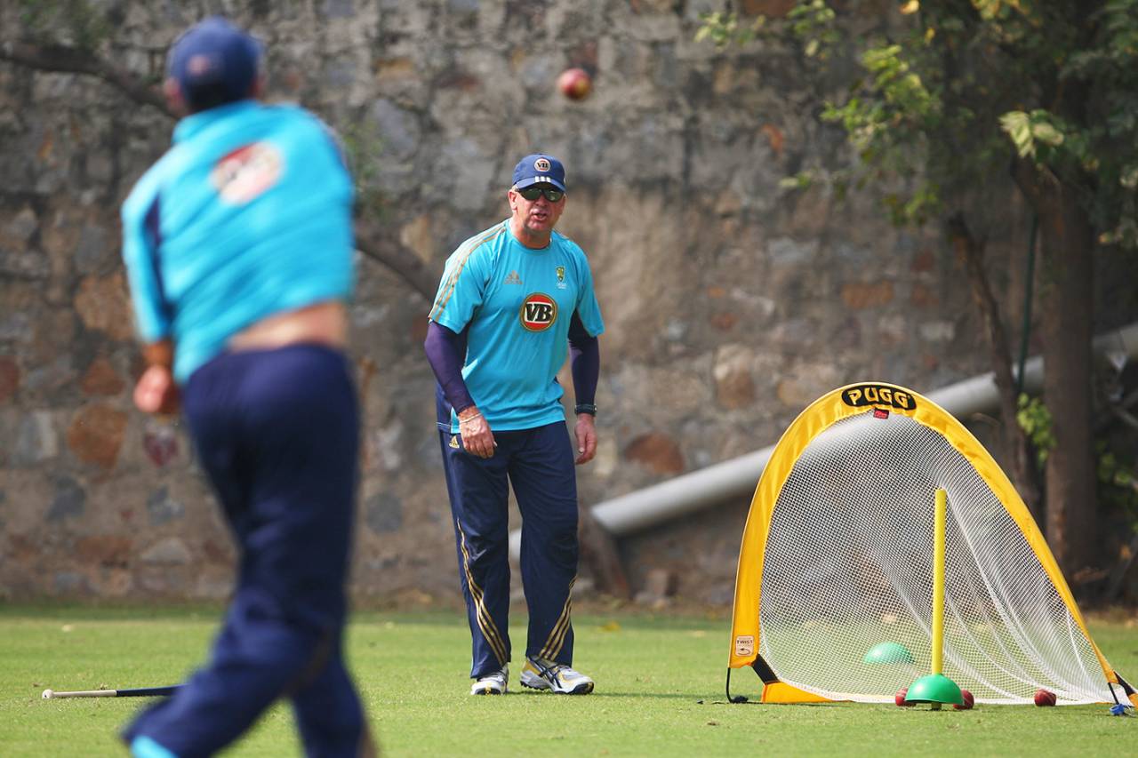 Australia fielding coach Mike Young at a team net session ahead of the third Test, India v Australia, New Delhi, October 26, 2008