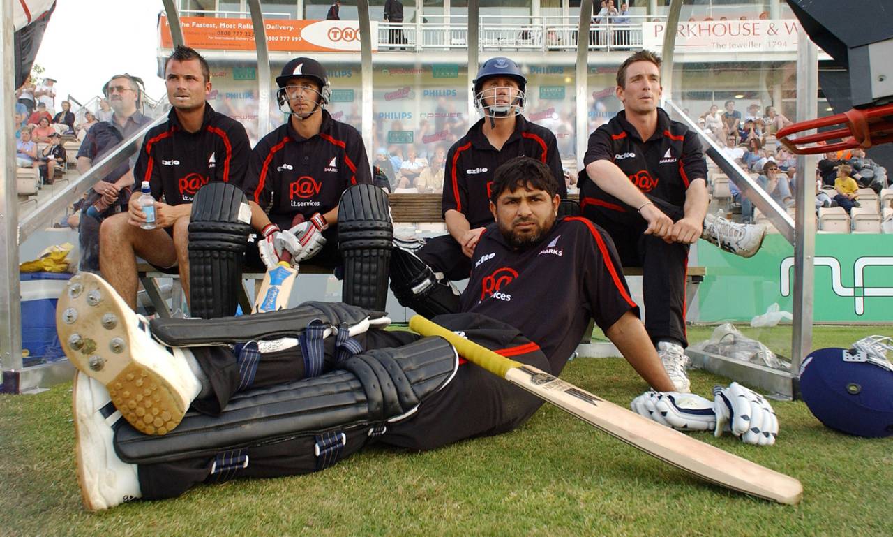 Chillax zone: back in '03, the T20 dugout wasn't a hotbed for nail-biters&nbsp;&nbsp;&bull;&nbsp;&nbsp;Philip Brown