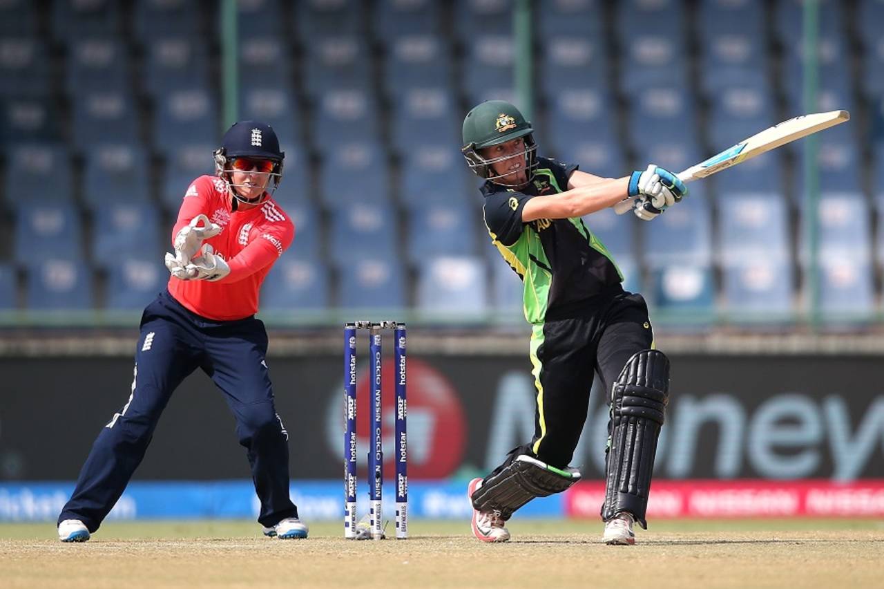 Australia Women's openers - Alyssa Healy and Elyse Villani - put on a quick 41 for the first wicket&nbsp;&nbsp;&bull;&nbsp;&nbsp;IDI/Getty Images