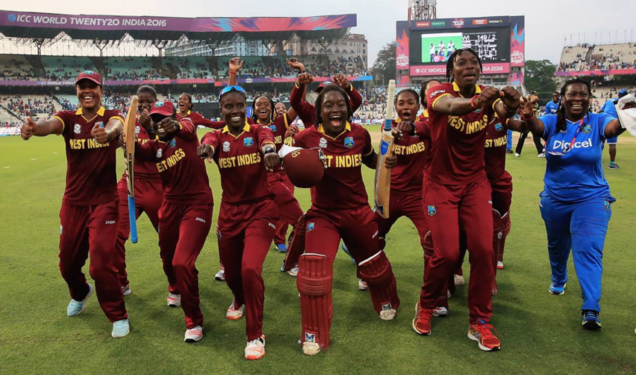 West Indies Women do the "Champions" dance, Australia v West Indies, Women's World T20, final, Kolkata, April 3, 2016