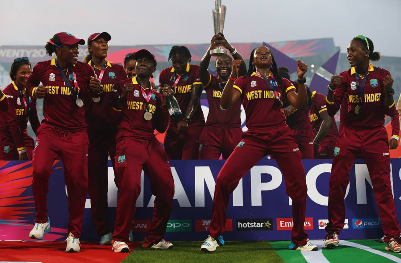 West Indies Women show their moves as they celebrate with the trophy, Australia v West Indies, Women's World T20, final, Kolkata, April 3, 2016