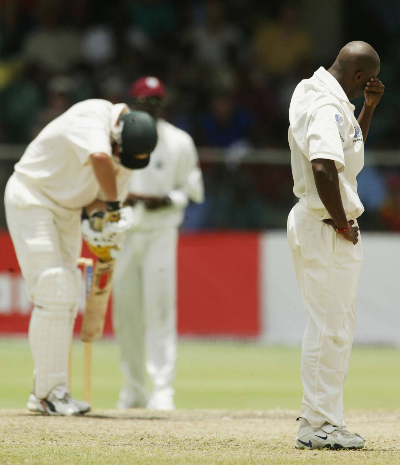 Tino Best is frustrated, West Indies v Australia, third Test, day two, Barbados, May 2, 2003