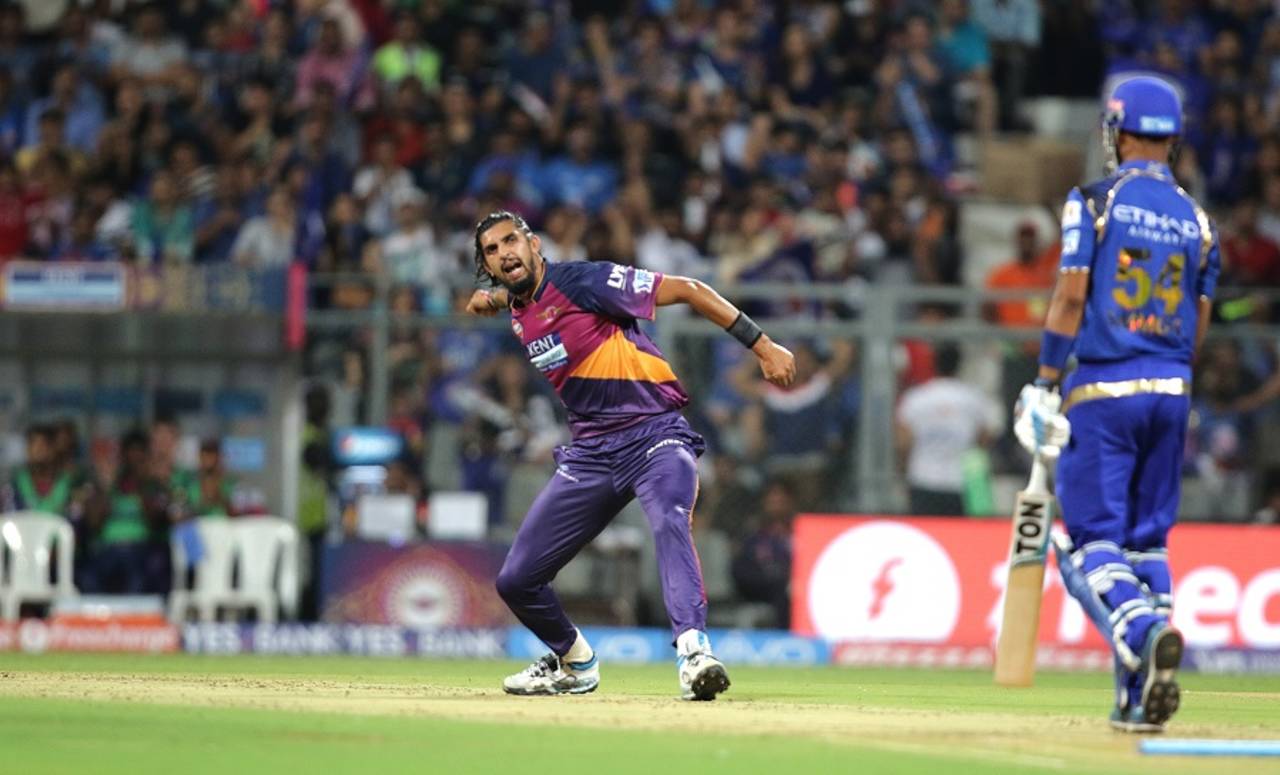 Ishant Sharma dismissed the Mumbai Indians openers early to give Rising Pune Supergiants the early advantage&nbsp;&nbsp;&bull;&nbsp;&nbsp;BCCI