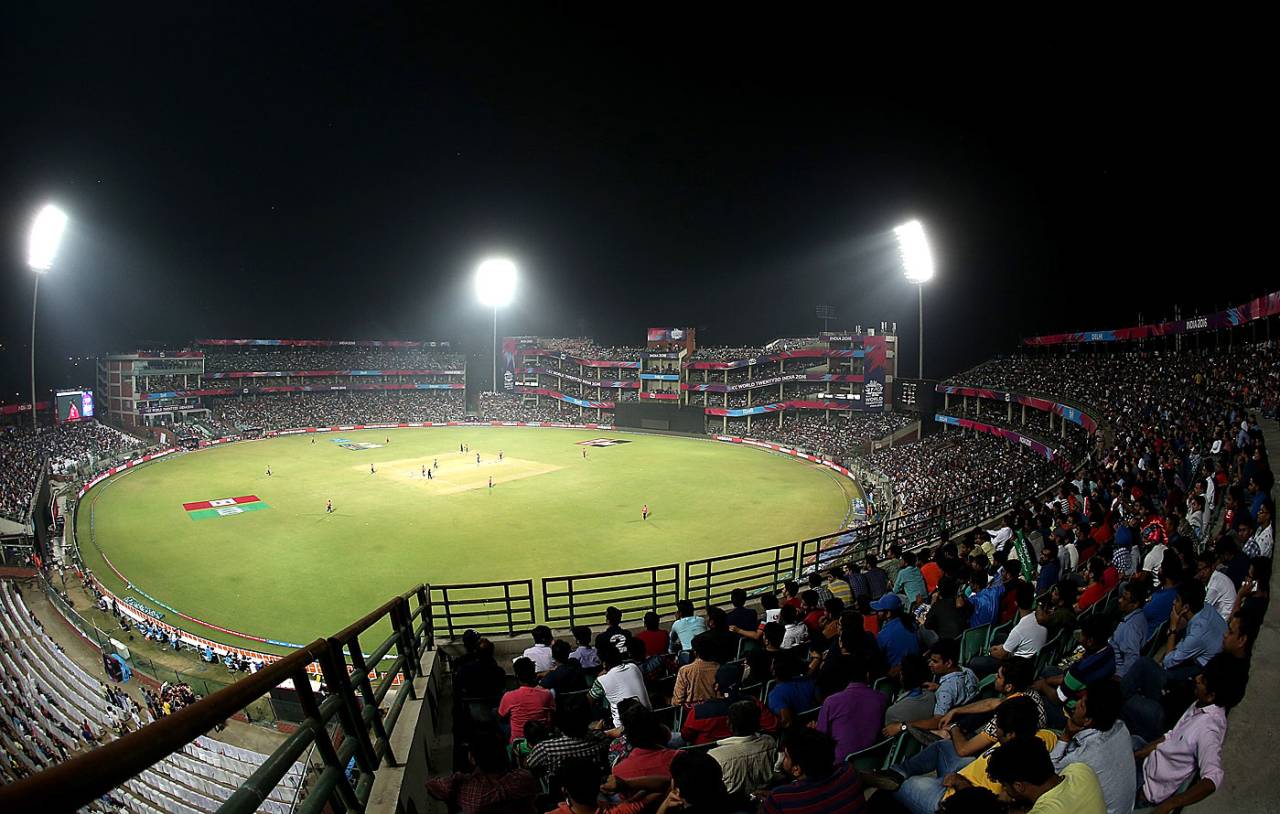 Overview of the Feroz Shah Kotla under lights, England v New Zealand, World T20, semi-final, Delhi, March 30, 2016