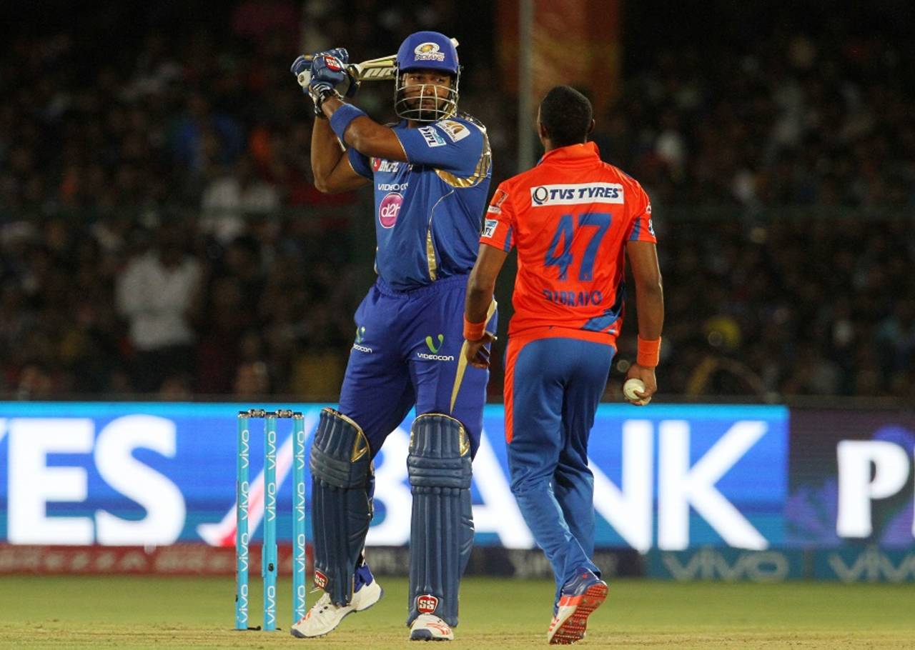 Dwayne Bravo and Kieron Pollard indulged in a spot of argy-bargy in the 14th over of the Mumbai Indians innings&nbsp;&nbsp;&bull;&nbsp;&nbsp;BCCI