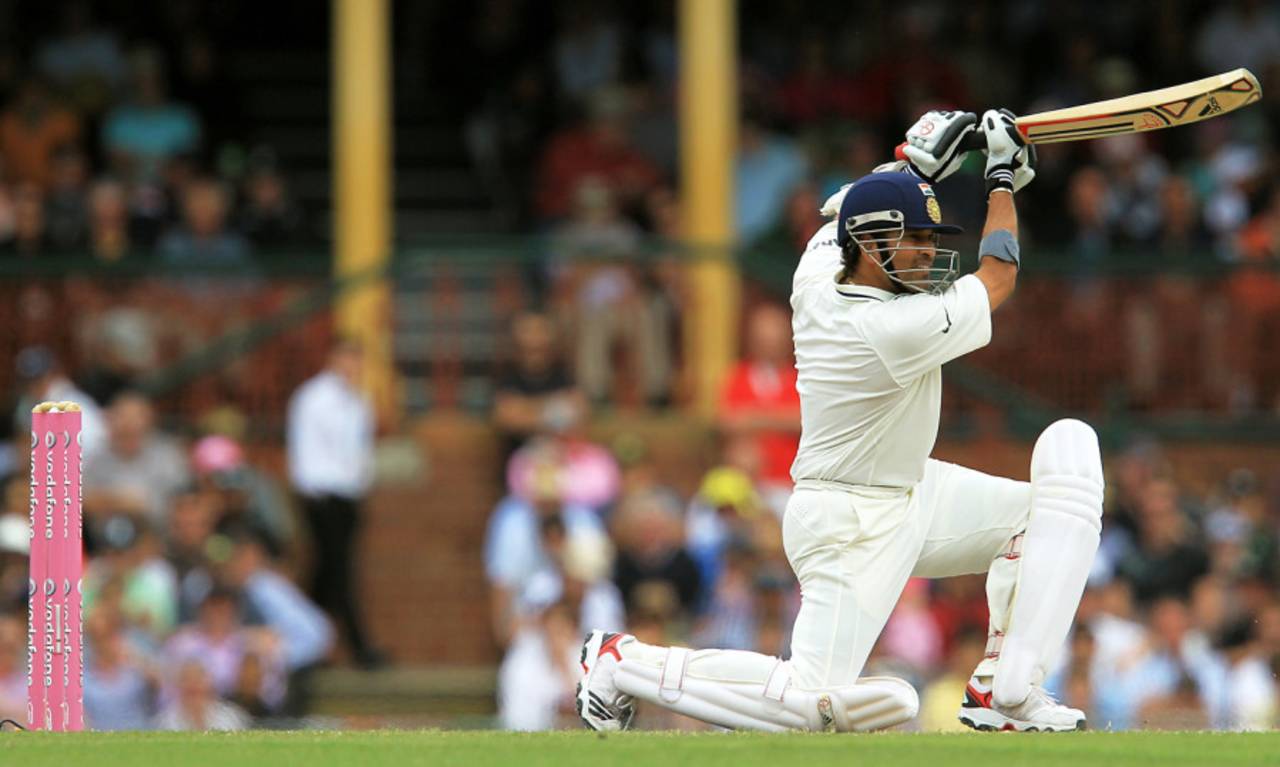 Sachin Tendulkar drives, Australia v India, 2nd Test, Sydney, 4th day, January 6, 2012