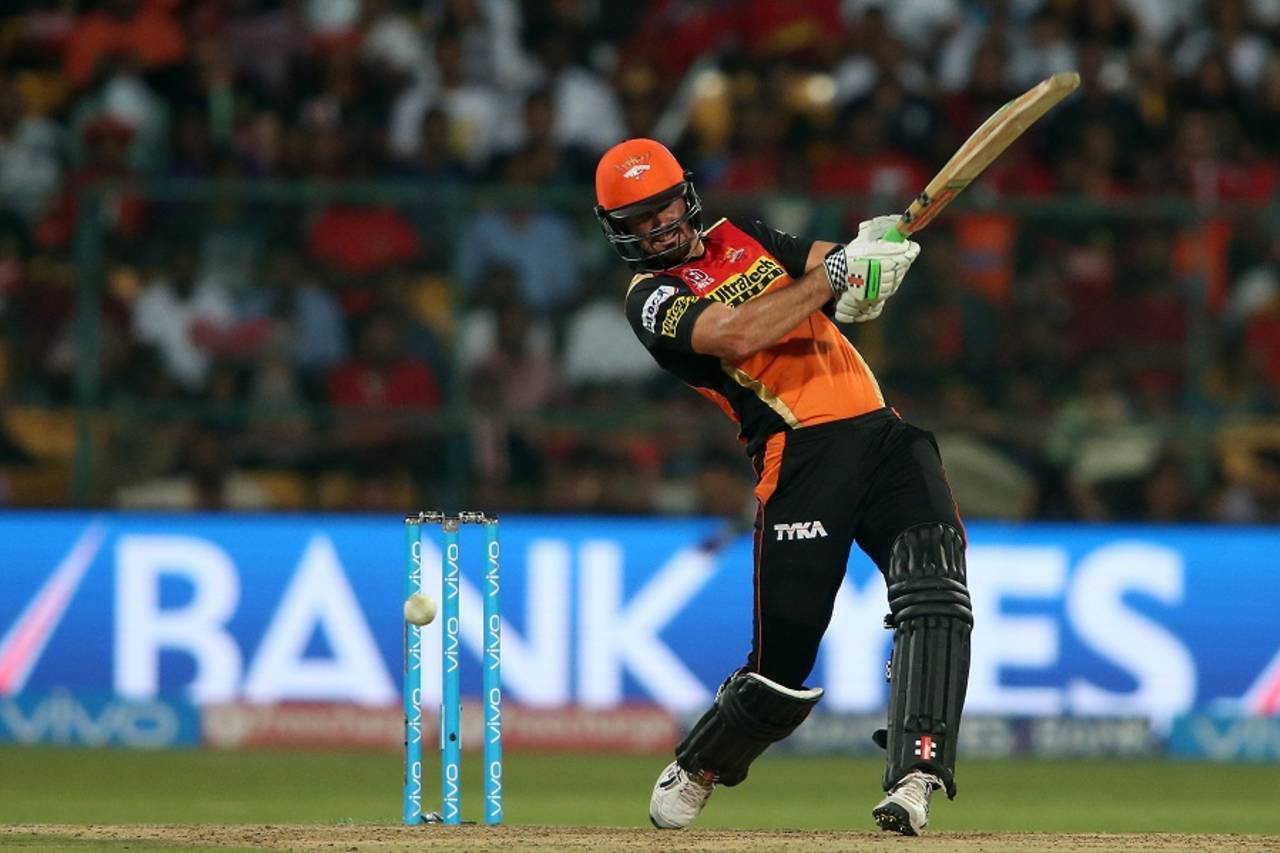 Ben Cutting's innings sparked Sunrisers into a late victory surge in the first innings&nbsp;&nbsp;&bull;&nbsp;&nbsp;BCCI