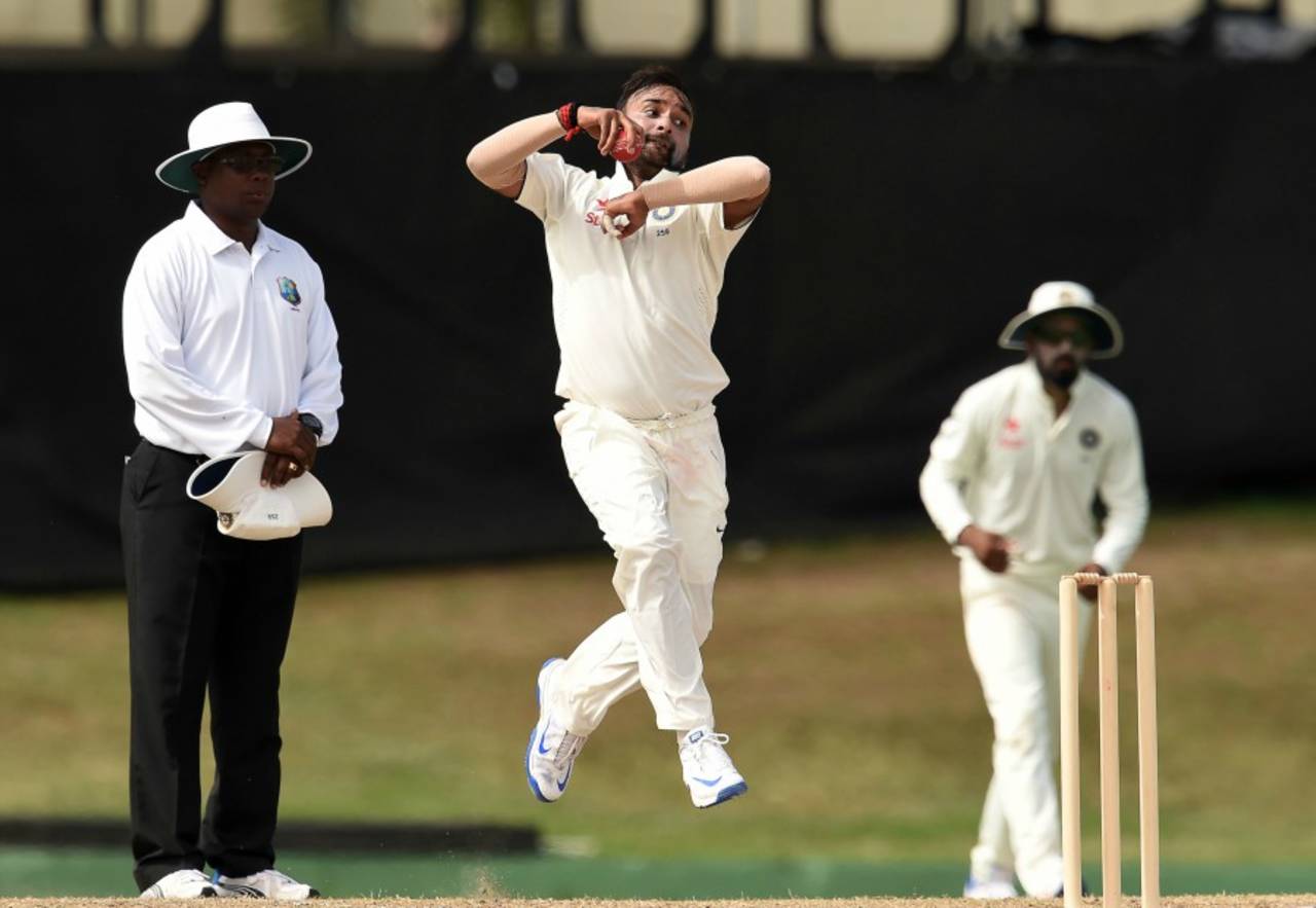 Amit Mishra said he tried to keep the batsmen guessing with variations in the first warm-up game&nbsp;&nbsp;&bull;&nbsp;&nbsp;AFP