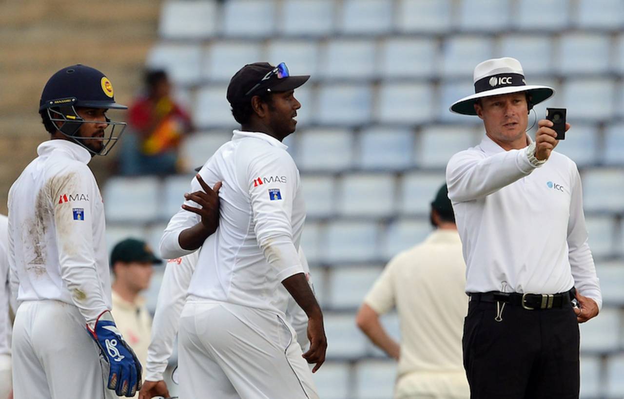 Richard Kettleborough checks the light meter, Sri Lanka v Australia, 1st Test, Pallekele, 4th day, July 29, 2016