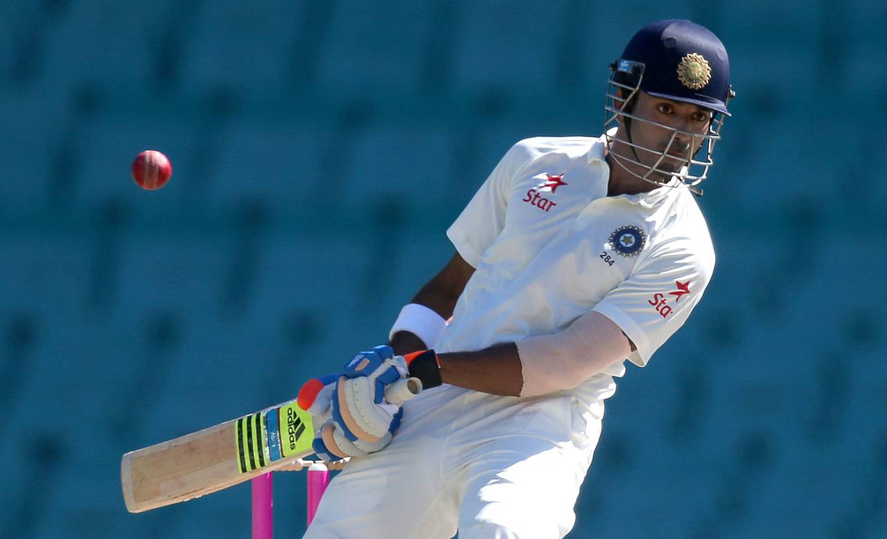 KL Rahul leaves the ball, Australia v India, 4th Test, Sydney, 2nd day, January 7, 2015