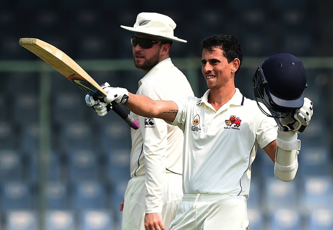 Siddhesh Lad brought up his century on the third morning, Mumbai v New Zealanders, tour match, 3rd day, Delhi, September 18, 2016