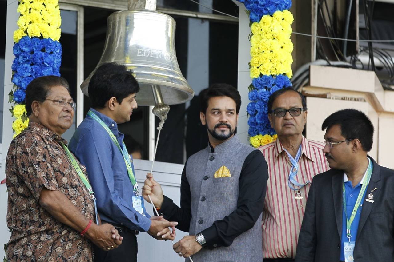 Anurag Thakur rings the bell ahead of the fourth day, India v New Zealand, 2nd Test, Kolkata, 4th day, October 3, 2016
