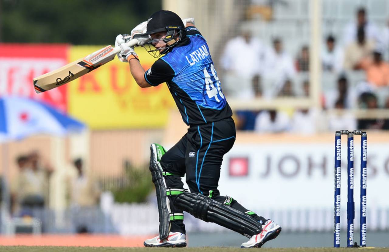 Tom Latham and Martin Guptill attacked from the outset after New Zealand chose to bat in the fourth ODI&nbsp;&nbsp;&bull;&nbsp;&nbsp;AFP