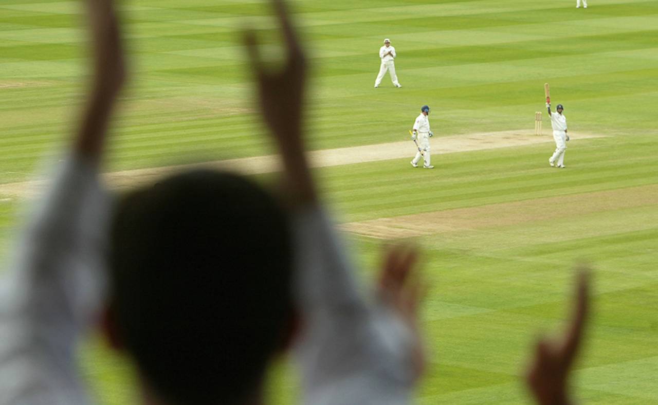Nasser Hussain signed off with a match-winning fourth-innings century at Lord's&nbsp;&nbsp;&bull;&nbsp;&nbsp;Getty Images