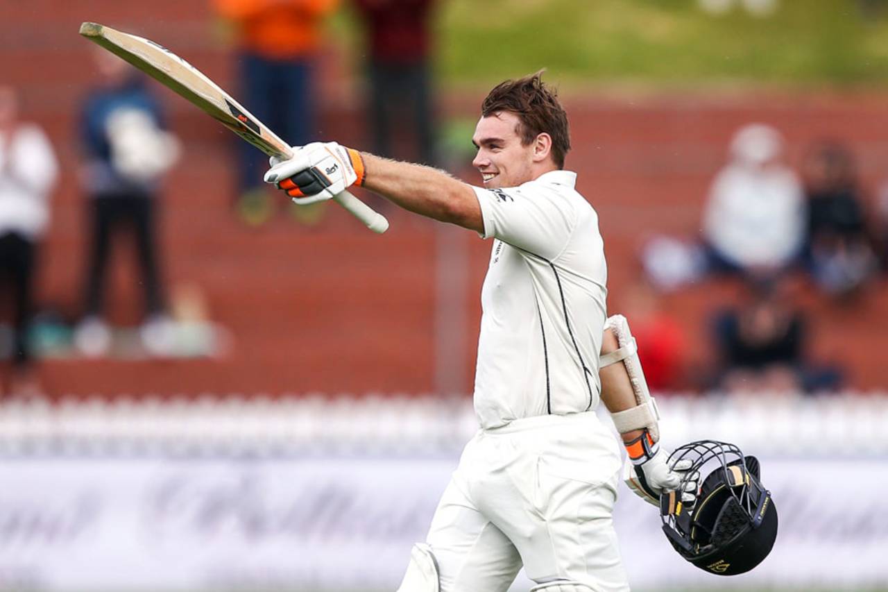 Tom Latham is a happy man after getting to his ton, New Zealand v Bangladesh, 1st Test, Wellington, 3rd day, January 14, 2017