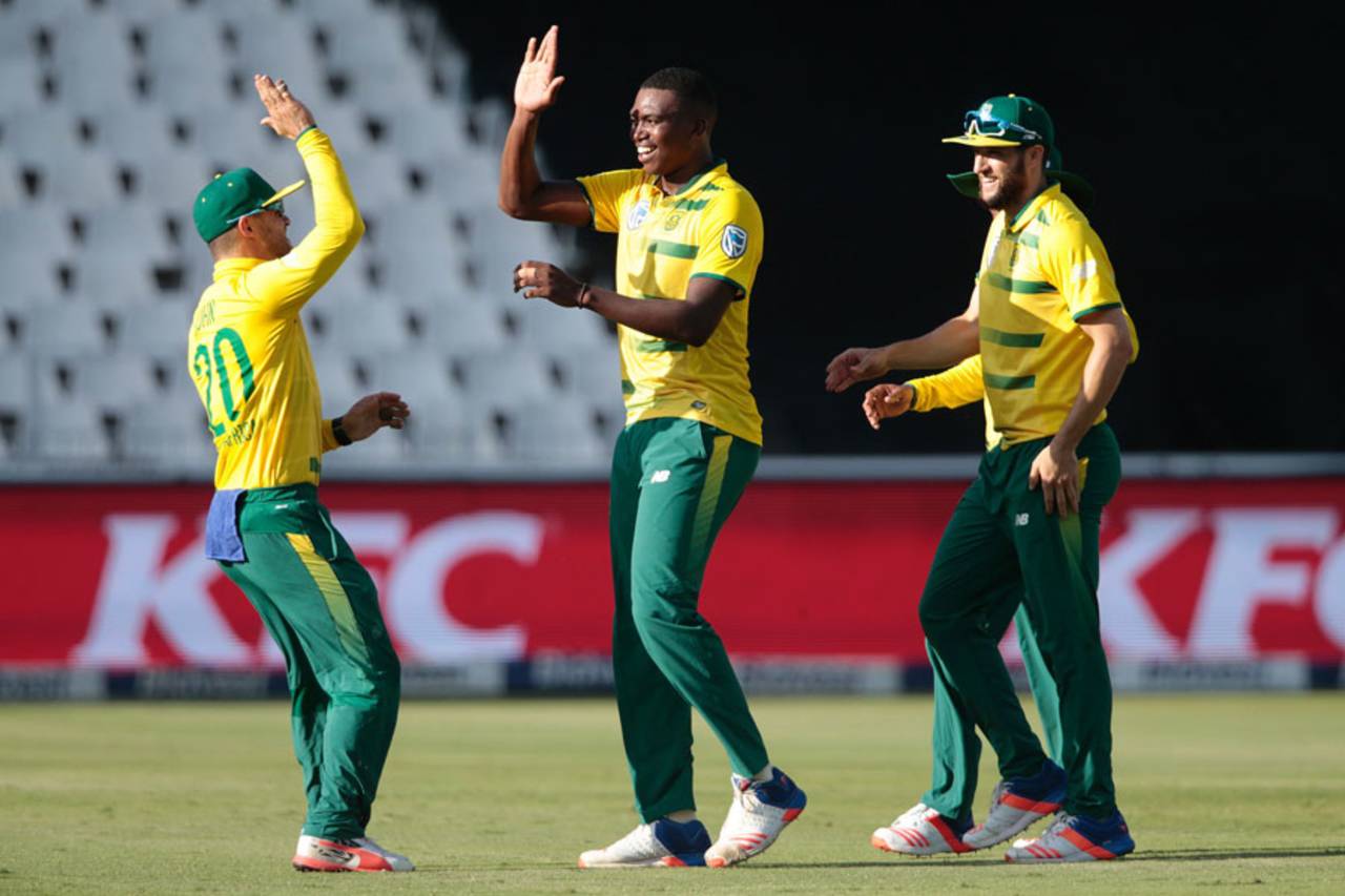 Lungi Ngidi claimed a four-wicket haul, South Africa v Sri Lanka, 2nd T20I, Johannesburg, January 22, 2017