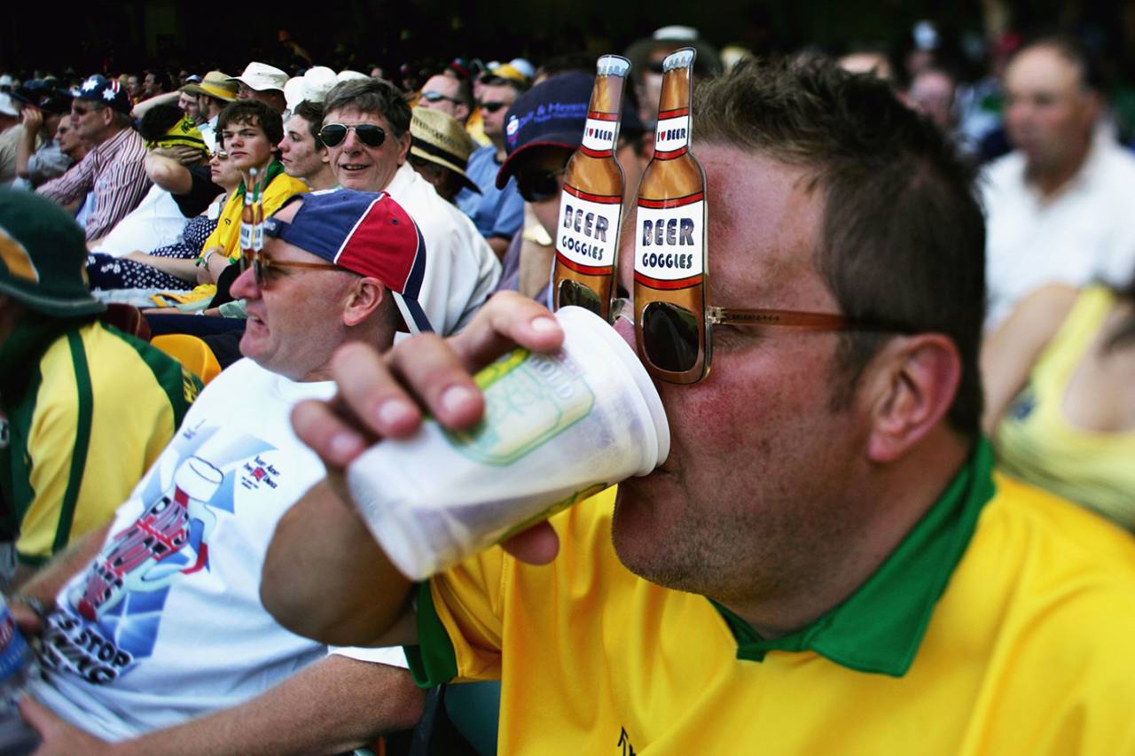 Fans drink beer, Australia v England, 1st Test, Brisbane, November 23, 2006