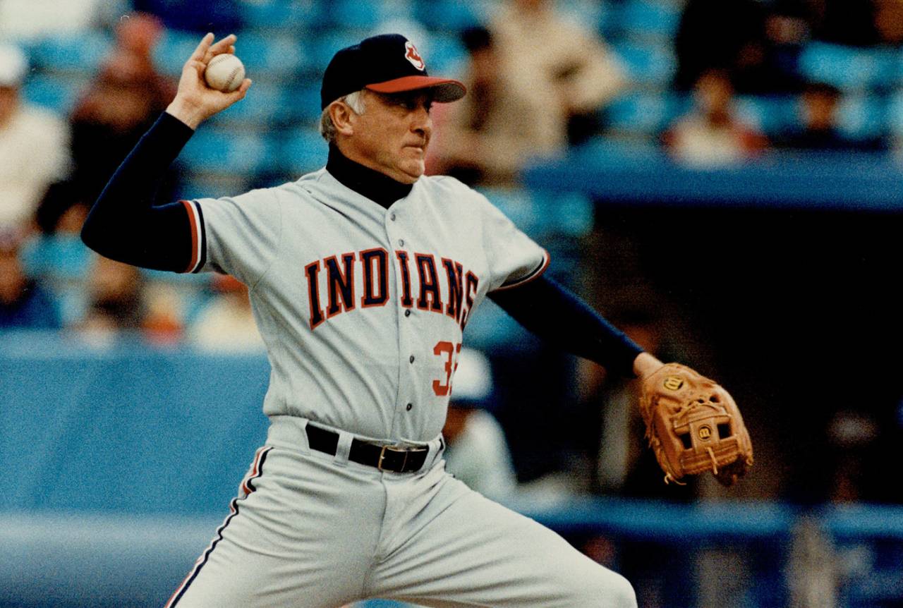 Even knuckleball expert Phil Niekro doesn't know exactly how the unpredictable delivery works&nbsp;&nbsp;&bull;&nbsp;&nbsp;Getty Images