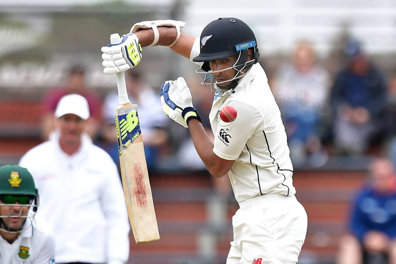Jeet Raval fends off a short ball, New Zealand v South Africa, 2nd Test, Wellington, 3rd day, March 18, 2017