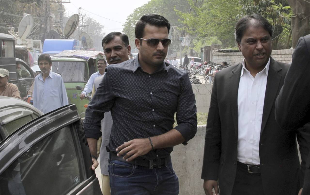 Sharjeel Khan  Khalid Latif need to submit their responses for the charges against them by May 5&nbsp;&nbsp;&bull;&nbsp;&nbsp;Associated Press